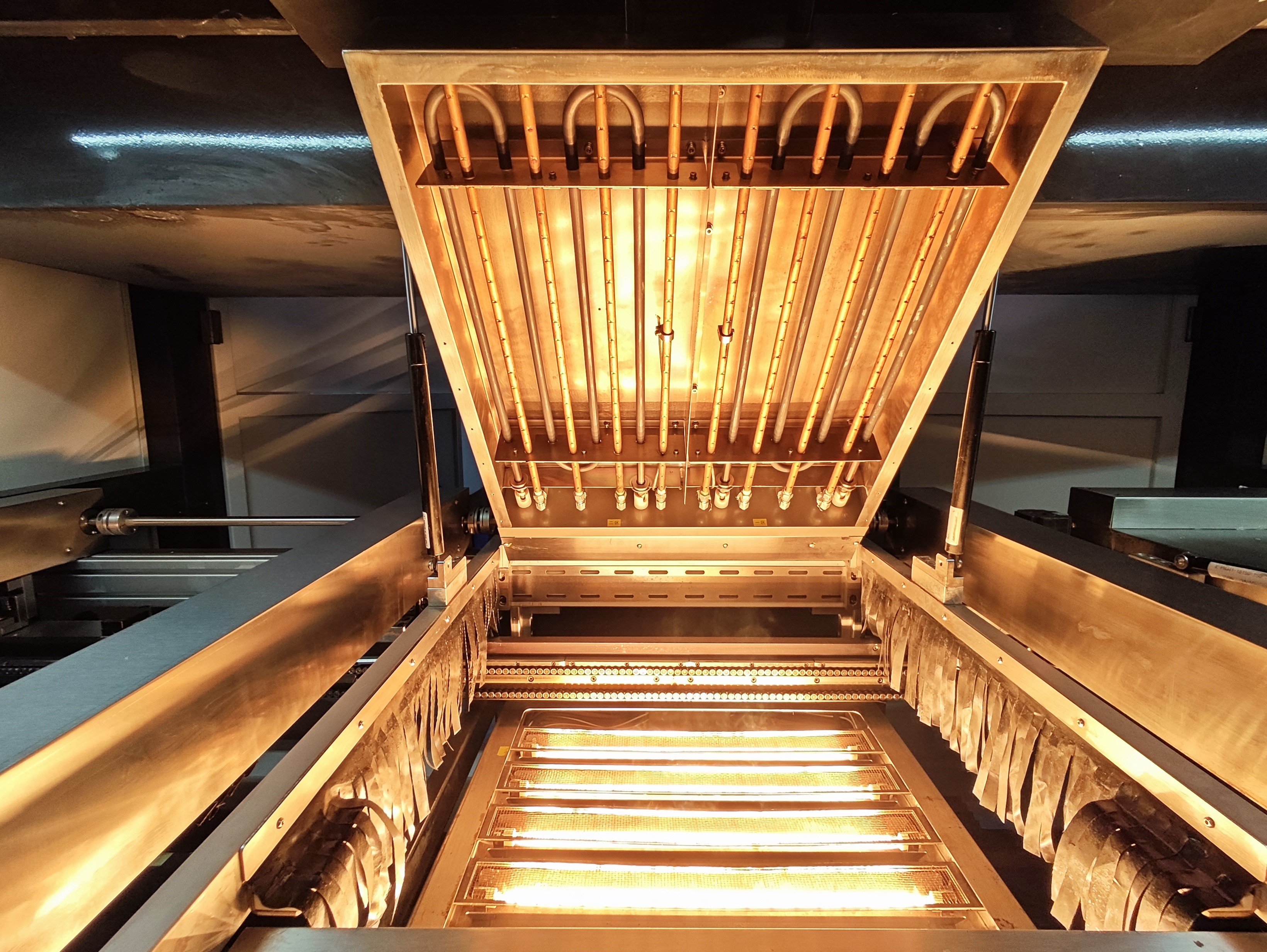 1747182438127626.jpg 1747182438127626.jpg